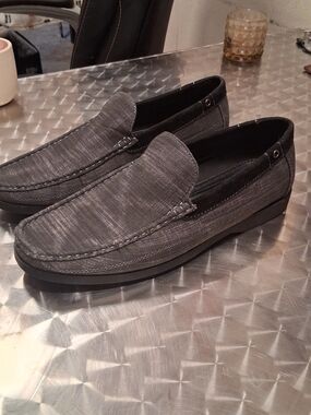 New Dream Seek Slip On Shoes